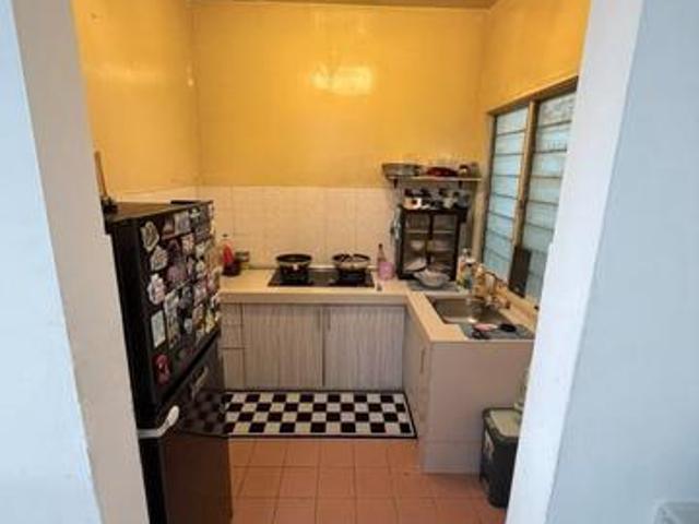 Apartment for sale in Seri Kembangan, Majlis Bandaraya Subang Jaya