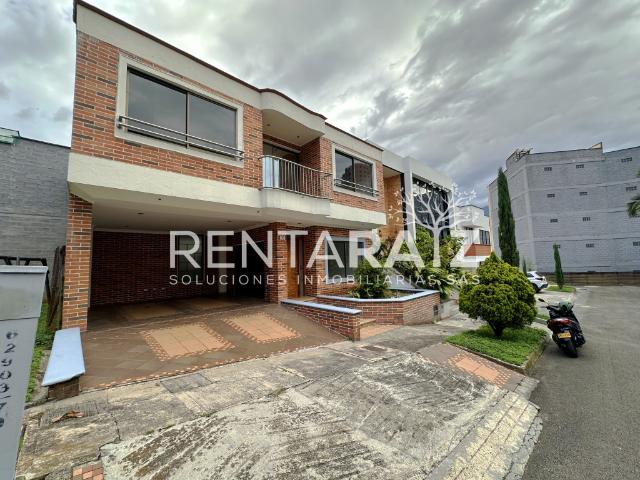 Casa en arriendo en La Doctora, Sabaneta