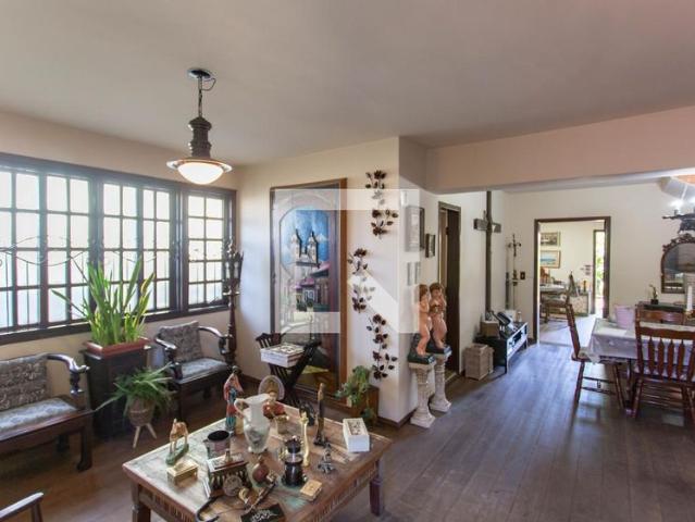 Casa aluguel em Região Geográfica Imediata de Belo Horizonte, Região Metropolitana de Belo Horizonte