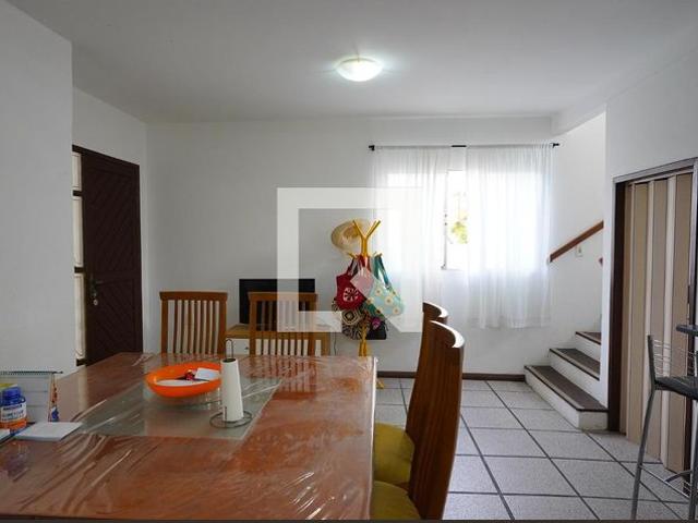 Casa aluguel em Região Geográfica Imediata de Florianópolis, Desterro