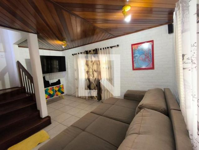 Casa aluguel em Região Geográfica Imediata de Florianópolis, Desterro