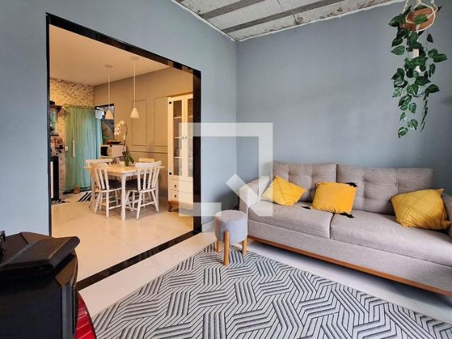 Casa aluguel em Região Geográfica Imediata do Rio de Janeiro, Região Metropolitana do Rio de Janeiro