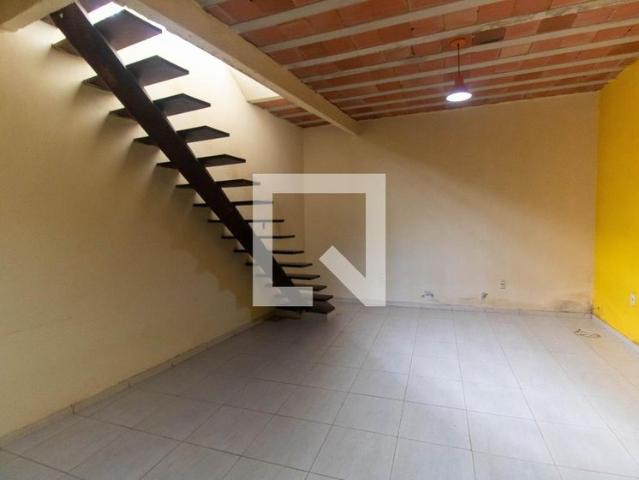 Casa aluguel em Região Geográfica Imediata do Rio de Janeiro, Região Metropolitana do Rio de Janeiro