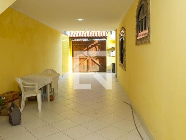 Casa aluguel em Região Geográfica Imediata do Rio de Janeiro, Região Metropolitana do Rio de Janeiro
