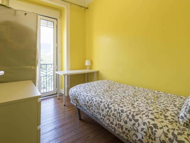 Quarto alugar em Lisboa