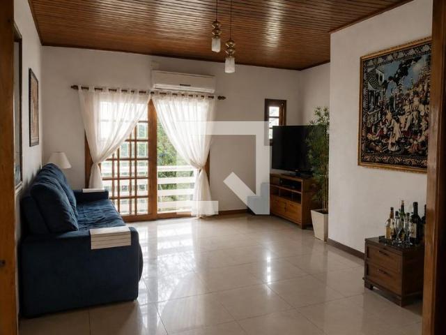Casa aluguel em Região Geográfica Imediata de Porto Alegre, Região Metropolitana de Porto Alegre