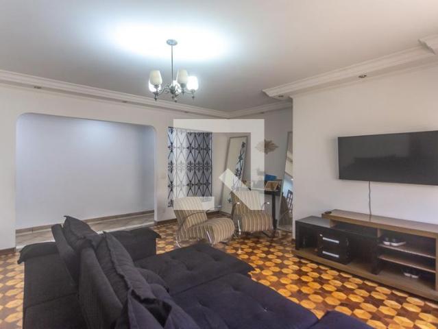 Casa aluguel em Região Imediata de São Paulo, Região Metropolitana de São Paulo