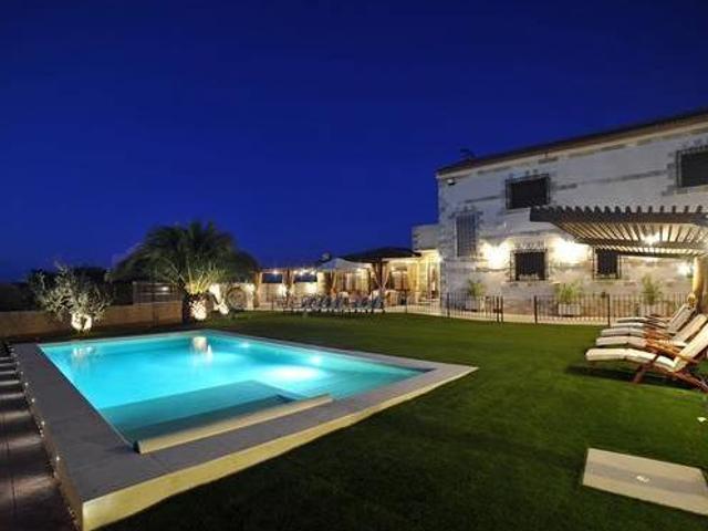 Casa en alquiler en Albarreal de Tajo, Toledo