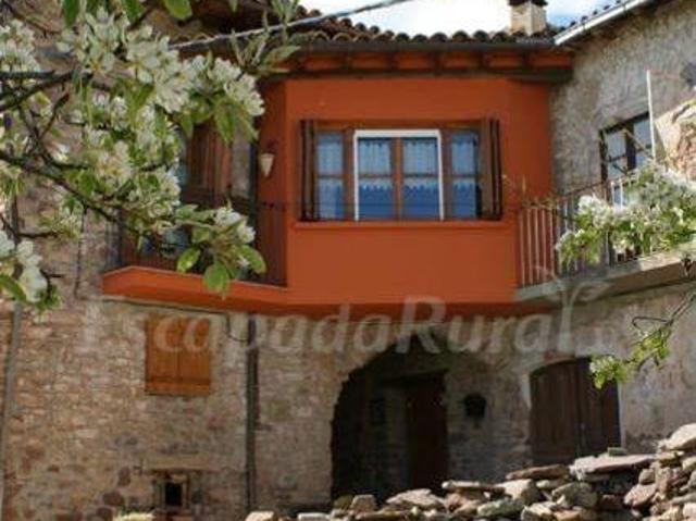 Casa en alquiler en Montanuy