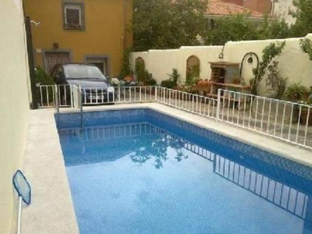 Casa en alquiler en Bargas