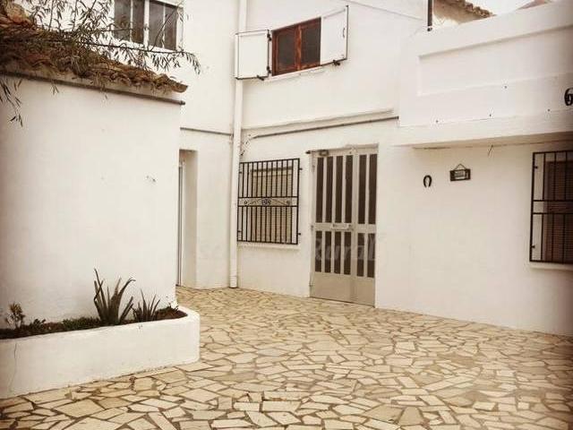 Casa en alquiler en Alcalá Del Júcar, Castilla-La Mancha