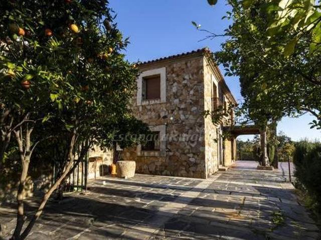 Casa en alquiler en Torre De Don Miguel, Extremadura