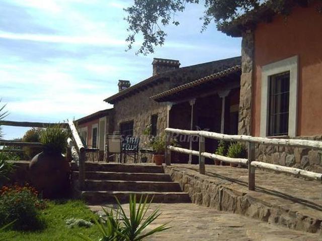 Casa en alquiler en Puerto De Santa Cruz, Extremadura