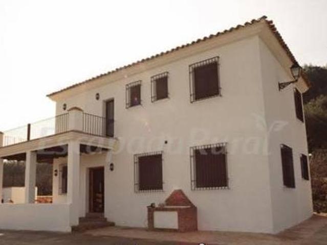 Casa en alquiler en Carcabuey, Andalucía