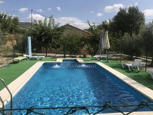 Casa en alquiler en Yeste
