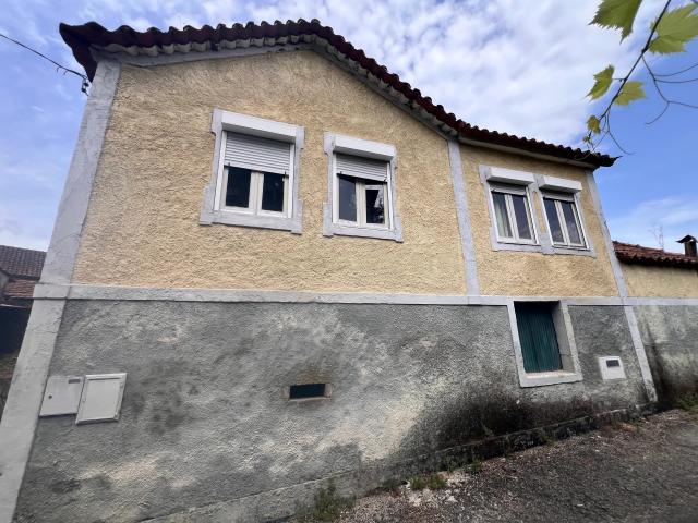 Casa venda em Oliveira De Frades, Viseu