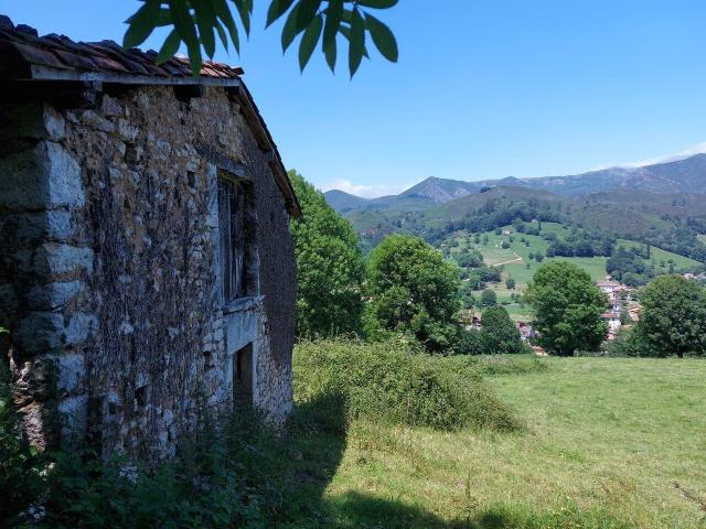 Chalet en venta en Santa Eulalia/Santolaya, Onís