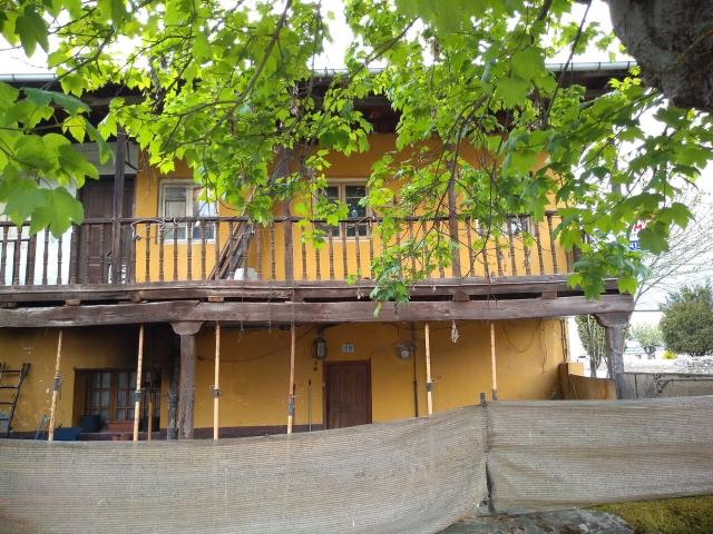 Chalet en venta en Villaverde de la Abadía, Carracedelo
