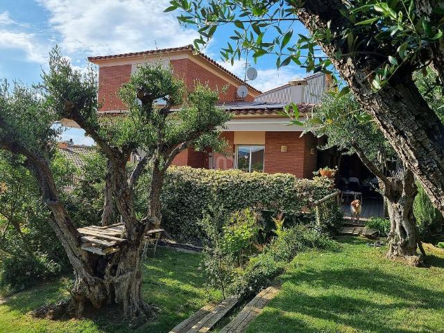 Casa Rural en venta en La Bisbal D'empordà