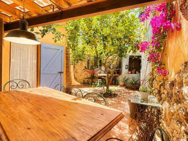 Casa Rural en venta en Alt Empordà, Catalunya