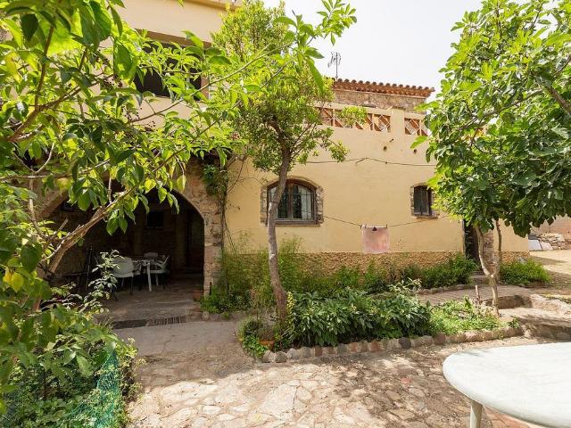 Quinta en venta en Girona, Montjuïc