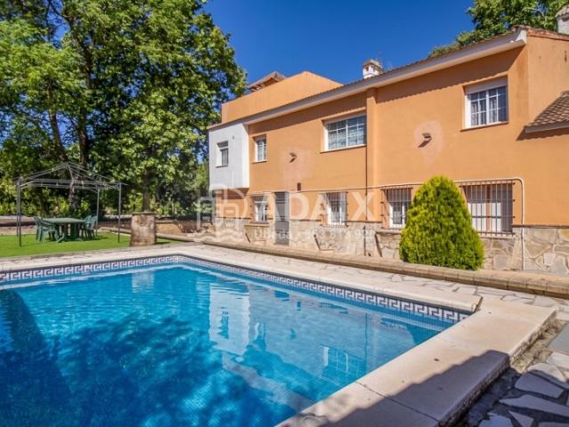 Casa Rural en venta en Baeza, Andalucía