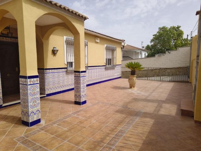 Casa Rural en venta en Lucena, Andalucía
