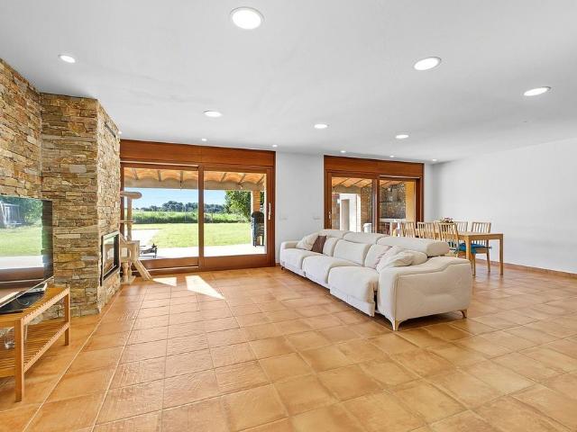 Casa Rural en venta en Alt Empordà, Catalunya