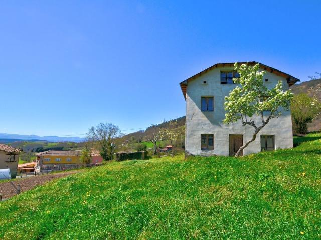 Chalet en venta en Tinéu, Tineo