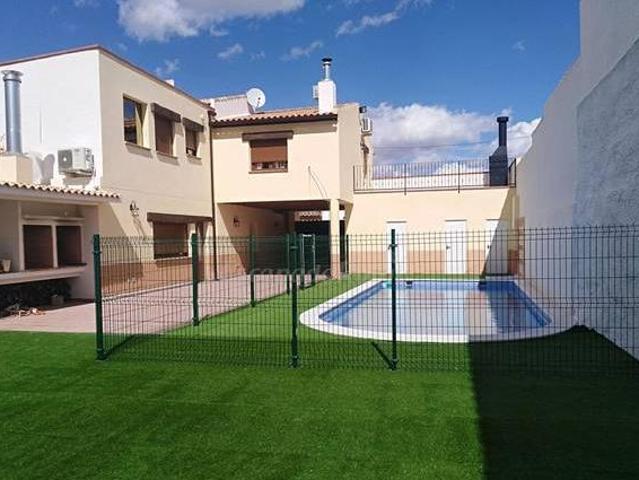 Casa en alquiler en Elche De La Sierra