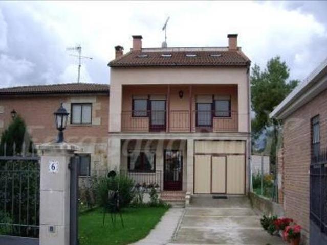 Casa en alquiler en Hortigüela, Castilla y León