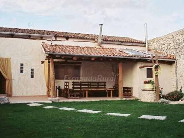 Casa en alquiler en Frumales, Castilla y León