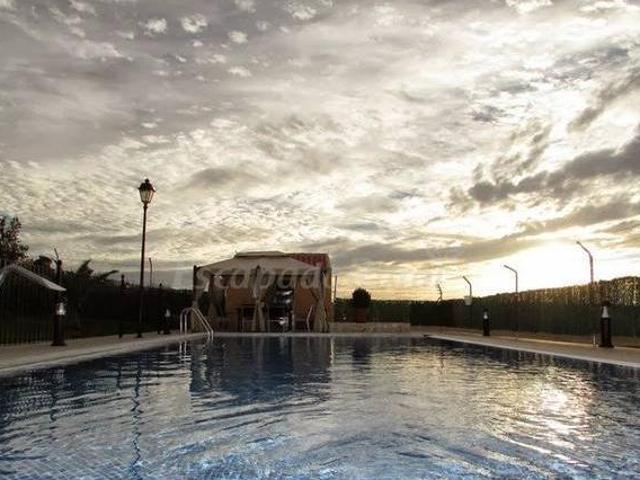 Casa en alquiler en Almoharín, Extremadura