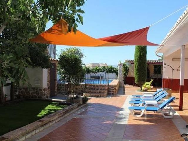 Casa en alquiler en Casasbuenas