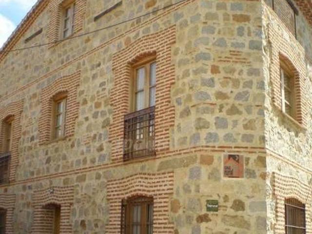 Casa en alquiler en Navaluenga, Castilla y León