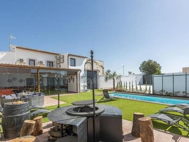 Casa en alquiler en Sevilla
