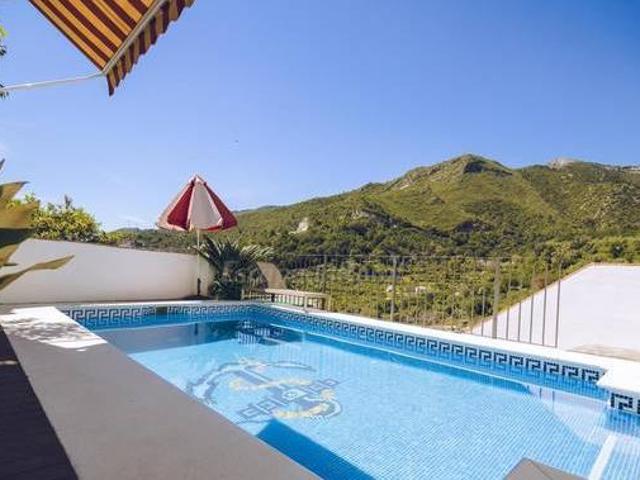 Casa en alquiler en Ojén