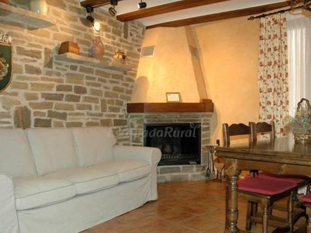 Casa en alquiler en Todolella