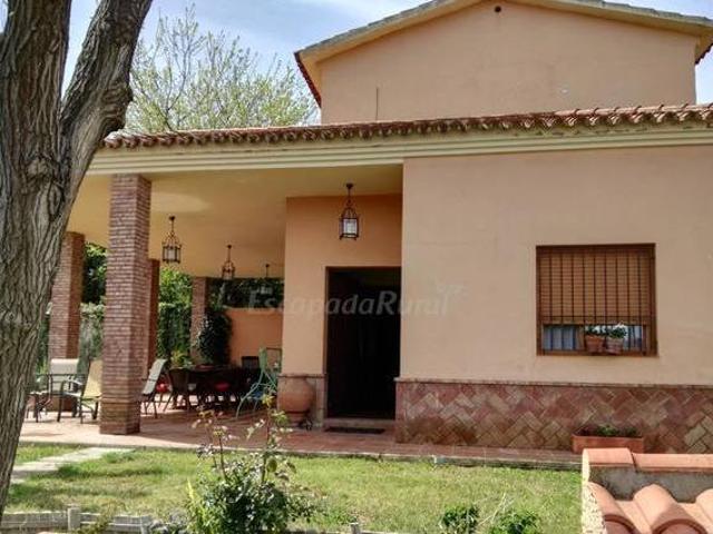 Casa en alquiler en Carmona