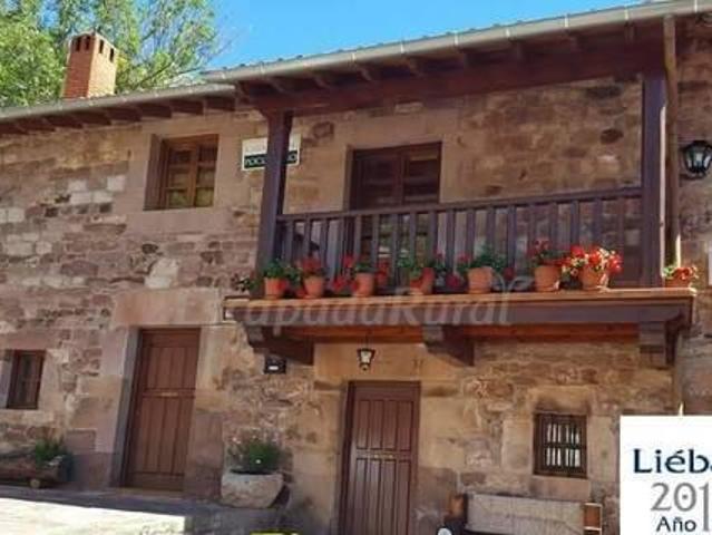 Casa en alquiler en Peñarrubia, Cantabria