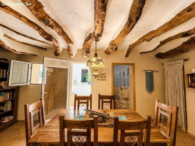 Casa en venta en el Vinalopó Mitjà / El Vinalopó Medio, Valencia