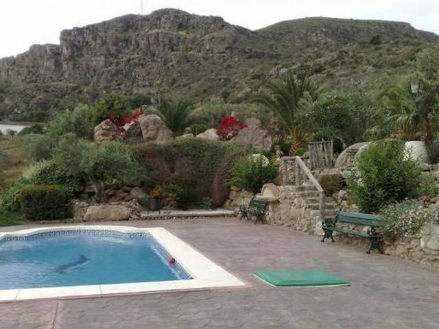 Casa en alquiler en Valle del Guadalhorce, Andalucía