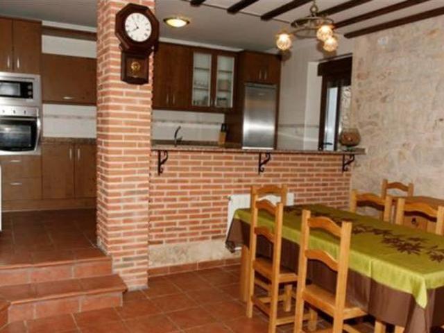 Casa en alquiler en Valdeande, Castilla y León