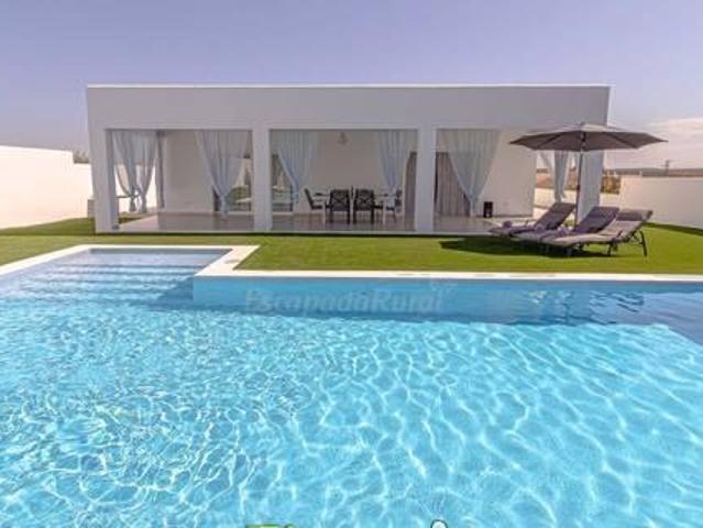 Casa en alquiler en La Puebla De Cazalla, Andalucía