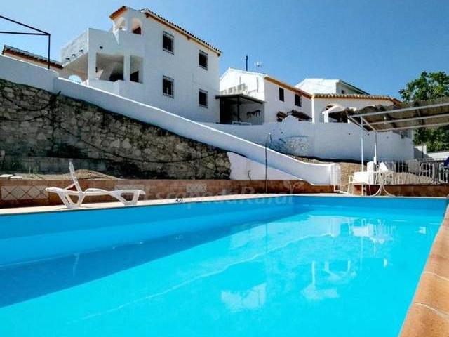 Casa en alquiler en Almedinilla, Andalucía