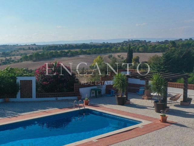 Quinta venda em Santarém