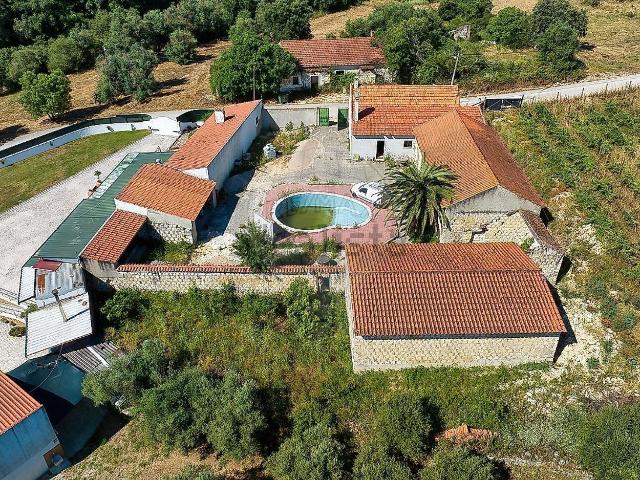 Quinta venda em Casais de Asseiceira, Santarém