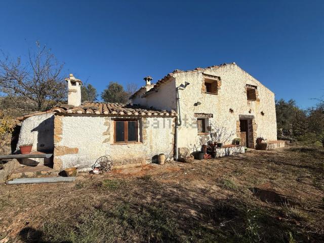 Casa Rural en venta en l'Alt Maestrat, Valencia