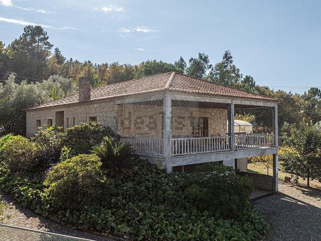 Quinta venda em Póvoa De Lanhoso, Braga