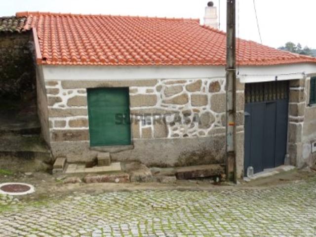 Casa venda em Penalva Do Castelo, Viseu